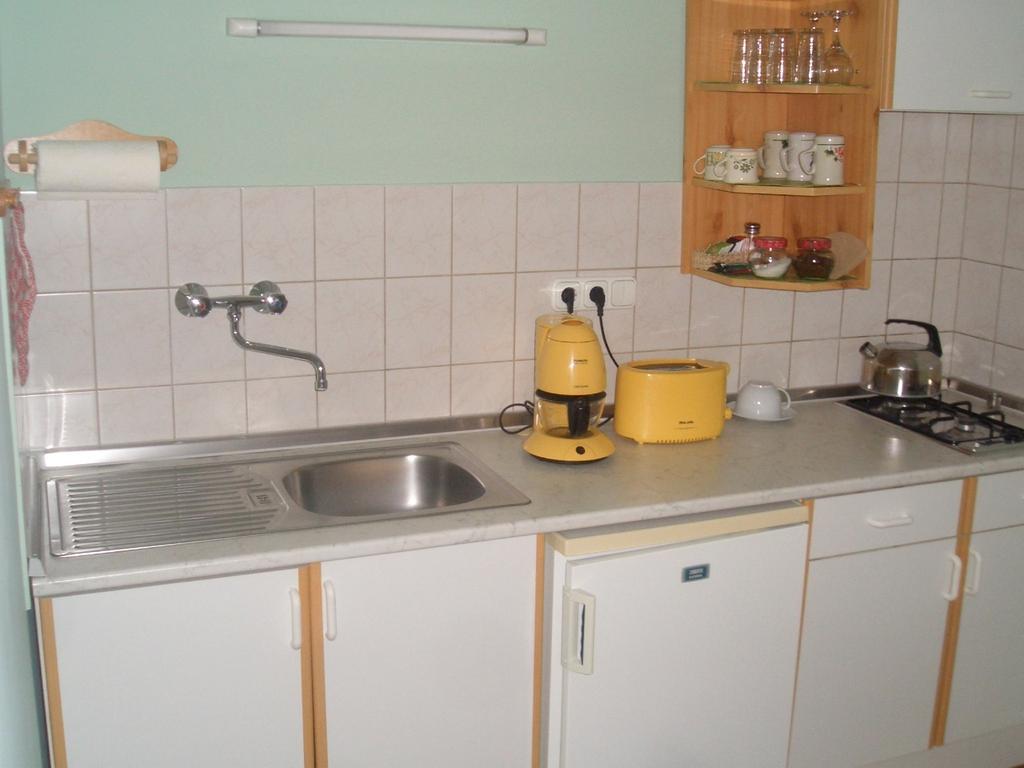 Apartments-Mini-Hotel Csongrád Стая снимка