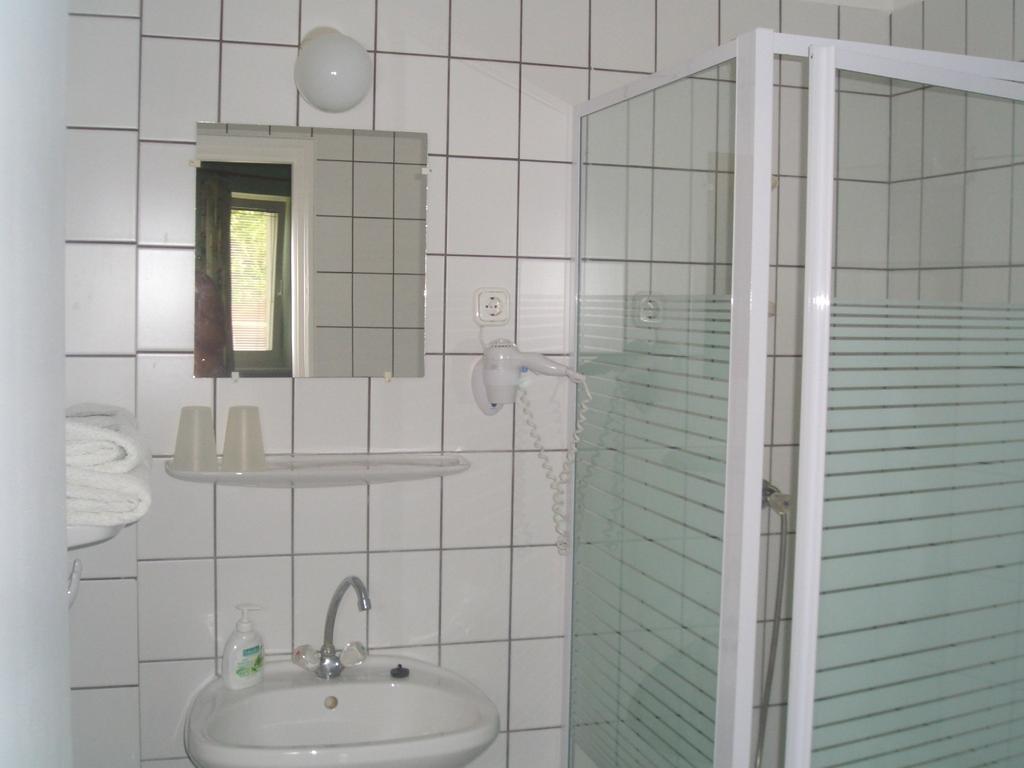 Apartments-Mini-Hotel Csongrád Стая снимка