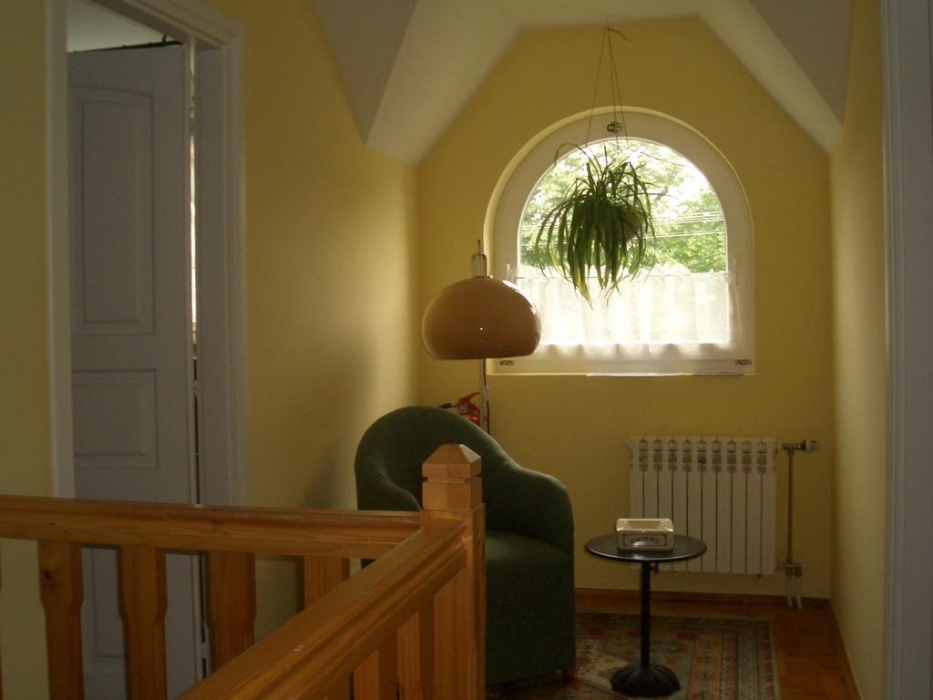 Apartments-Mini-Hotel Csongrád Стая снимка